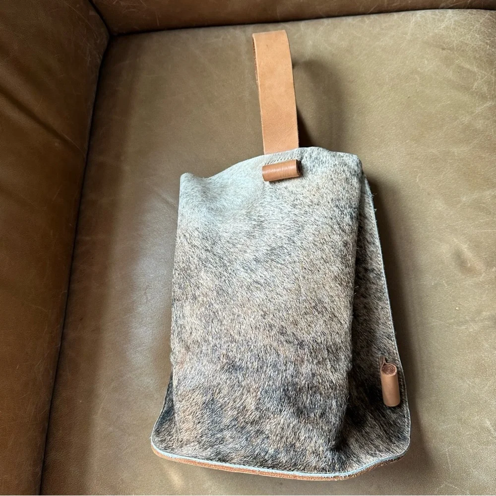 Redondo Frydman calf hair tan leather sling backpack bucket bag shoulder - Picture 6 of 17